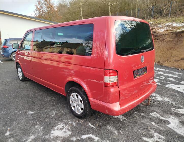 Volkswagen Caravelle 2