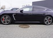 Porsche Panamera 22