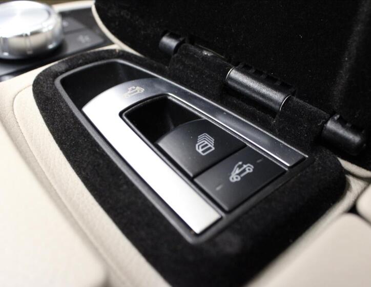 Mercedes-Benz Třídy E 34