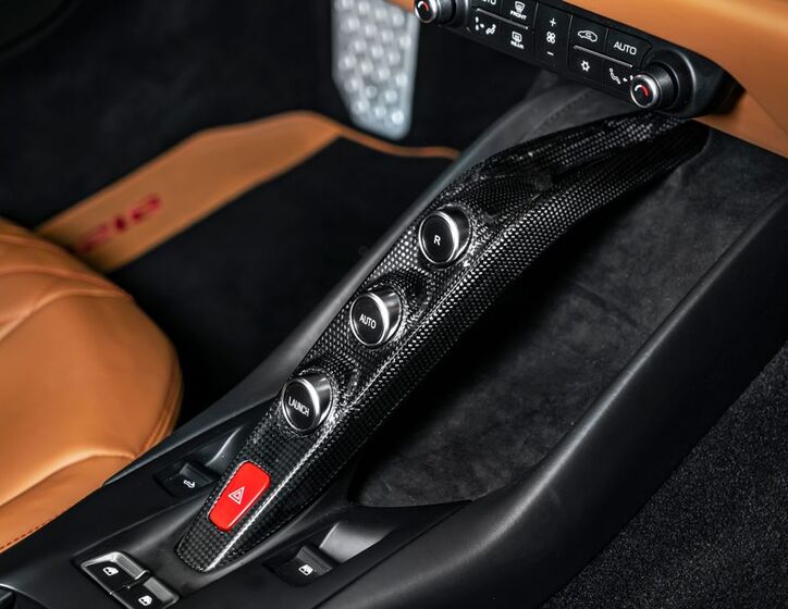 Ferrari 812 22