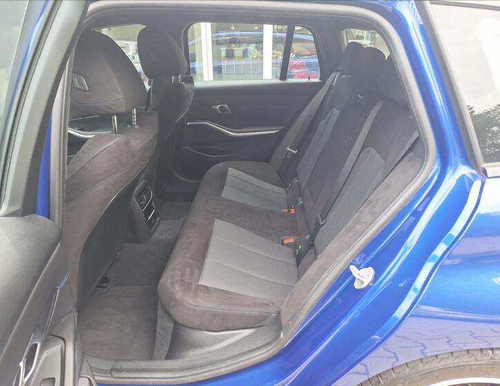 BMW Řada 3 6