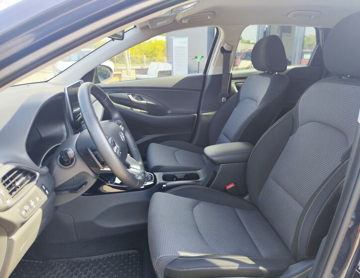 Hyundai i30 12