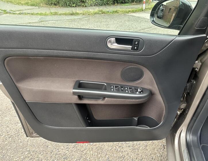 Volkswagen Golf Plus 32