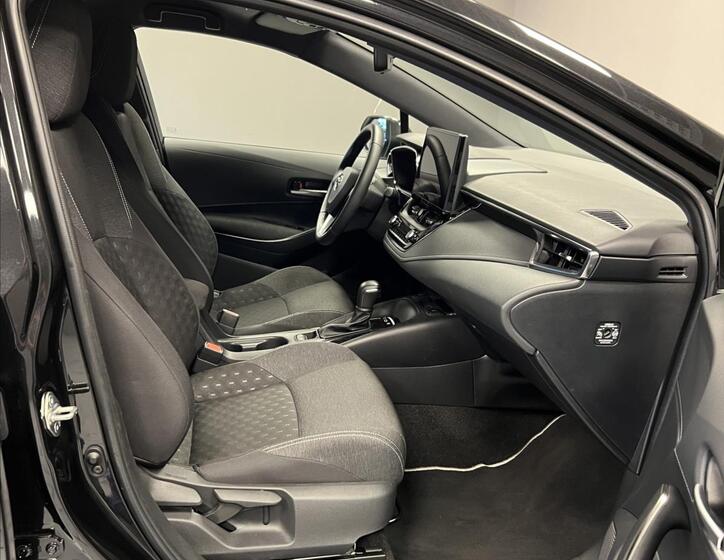 Toyota Corolla 9