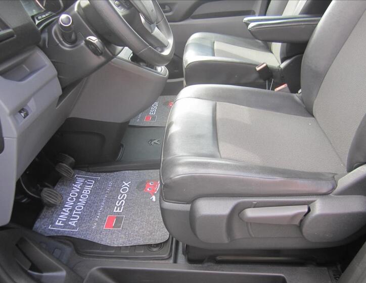 Peugeot Expert 9