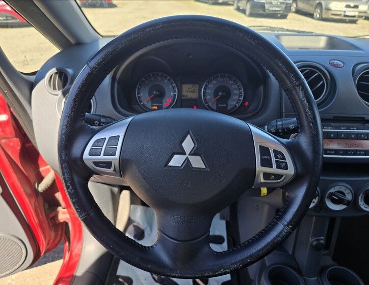 Mitsubishi Colt 11