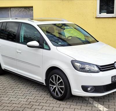Volkswagen Touran 1