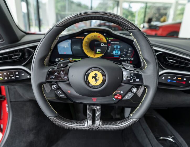 Ferrari 296 GTS 6