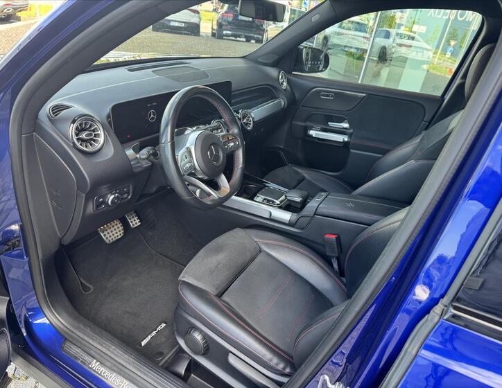 Mercedes-Benz GLB 5