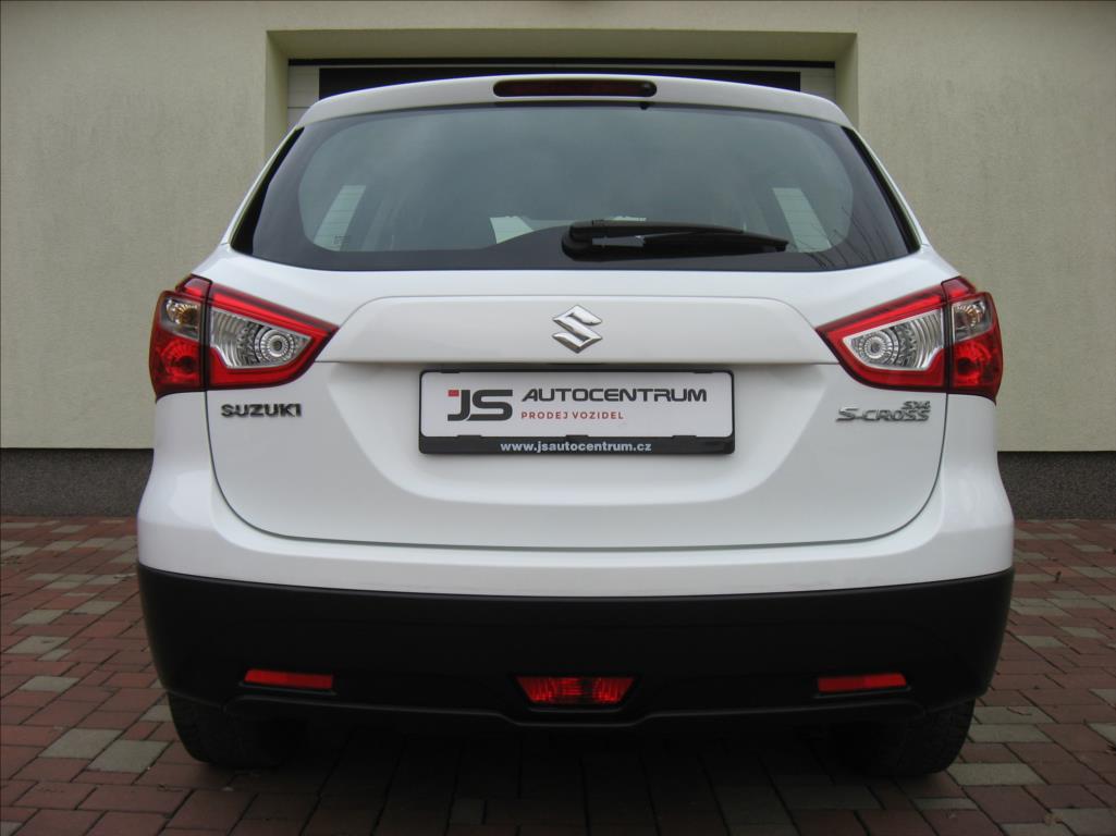 Suzuki S-Cross
