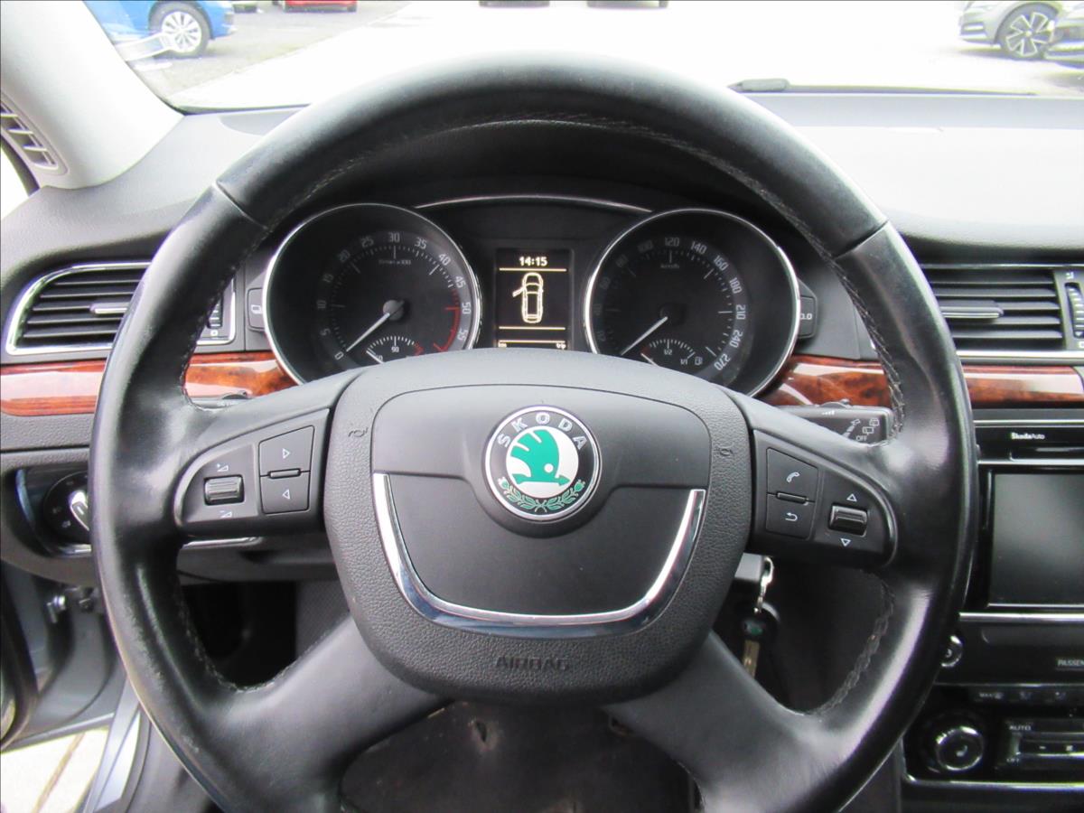 Škoda Superb