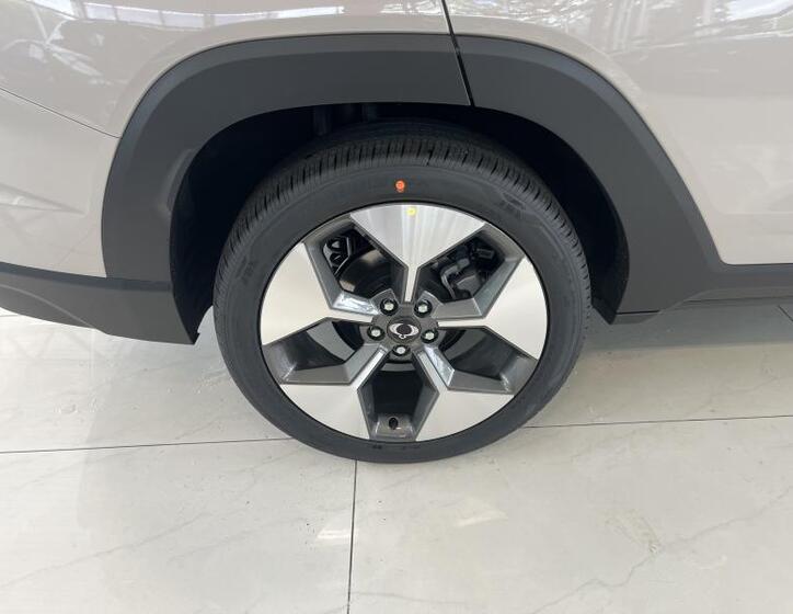 SsangYong Torres 14