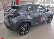 Toyota Yaris Cross 4