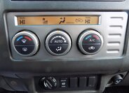Nissan Navara 25