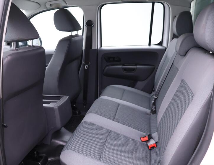 Volkswagen Amarok 15