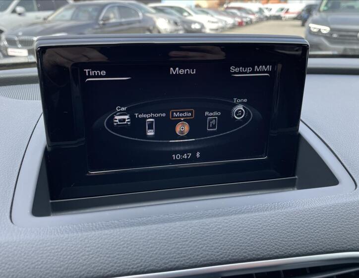 Audi Q3 20