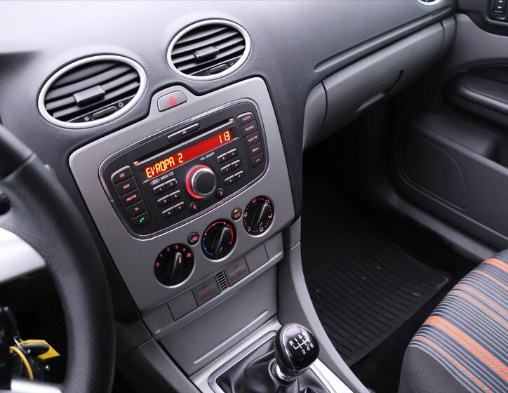 Ford Focus 21