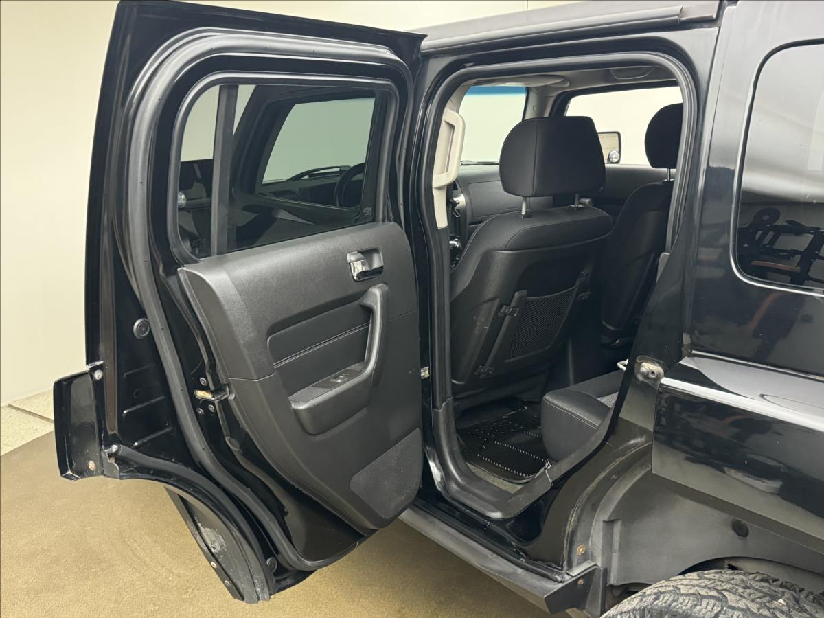 Hummer H3
