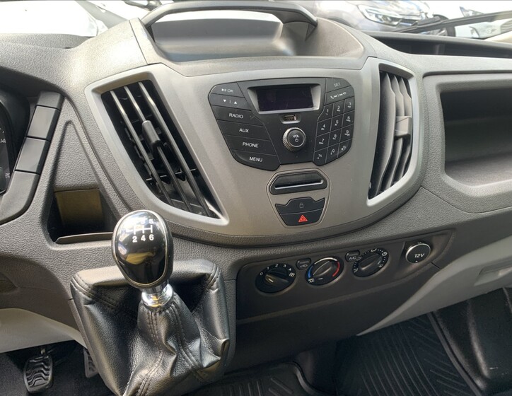 Ford Transit 12