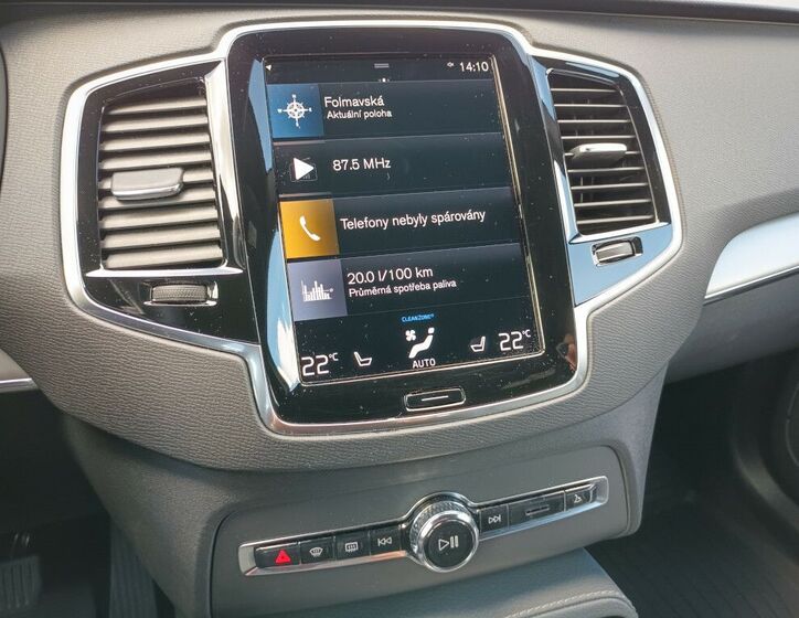 Volvo XC90 16