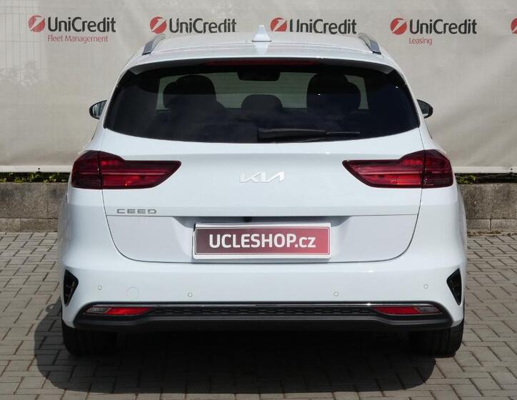 Kia Ceed 4