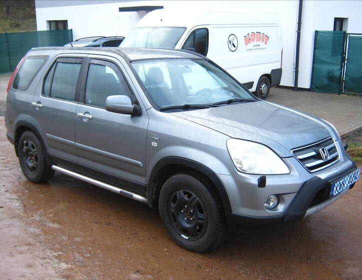 Honda CR-V 8