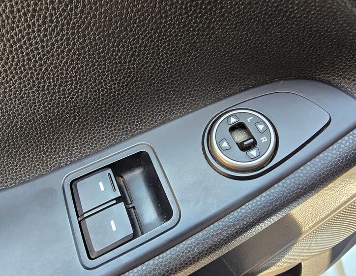 Hyundai i20 11