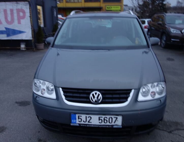 Volkswagen Touran 3