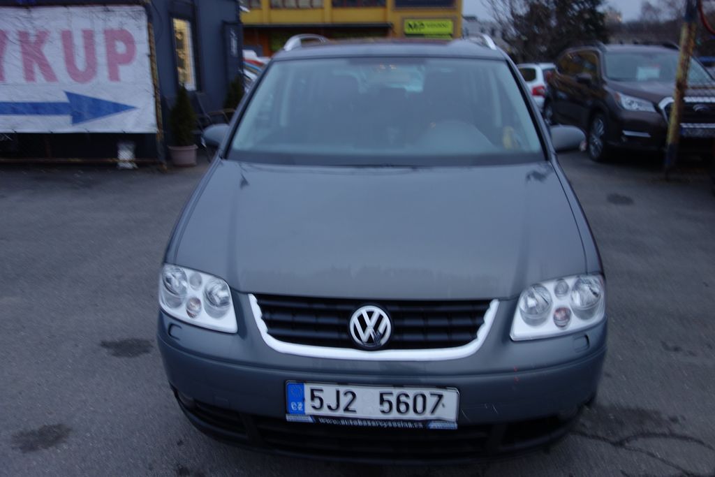 Volkswagen Touran