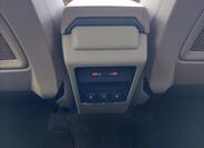 Land Rover Discovery Sport 24