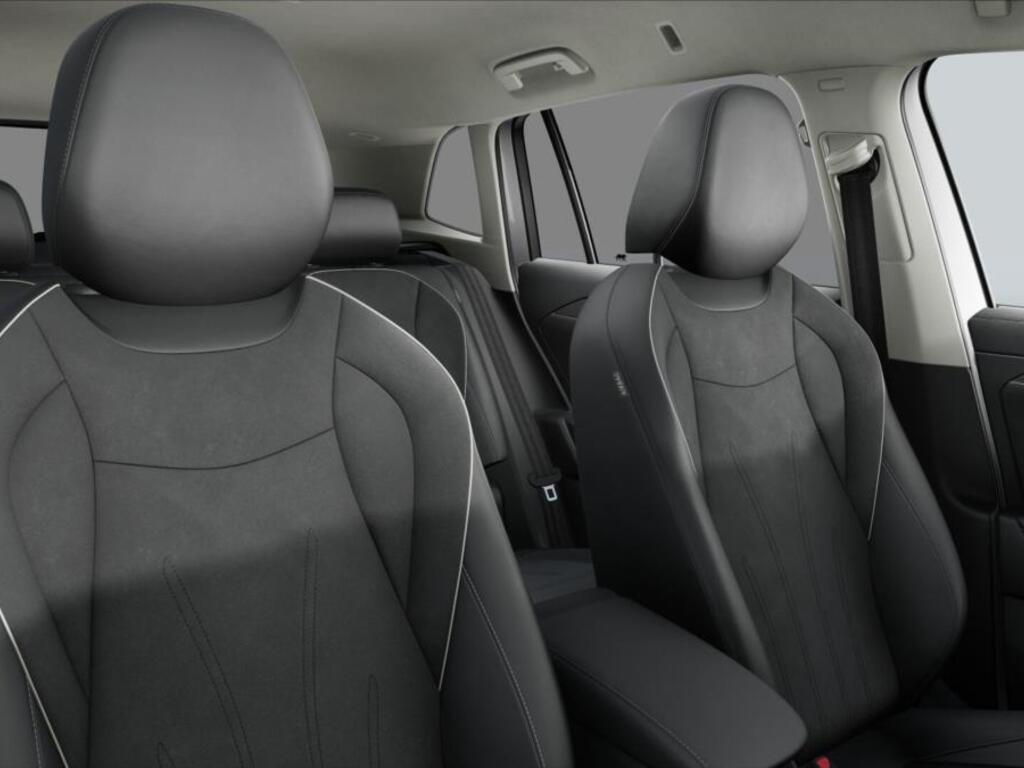 Volkswagen Tiguan 5
