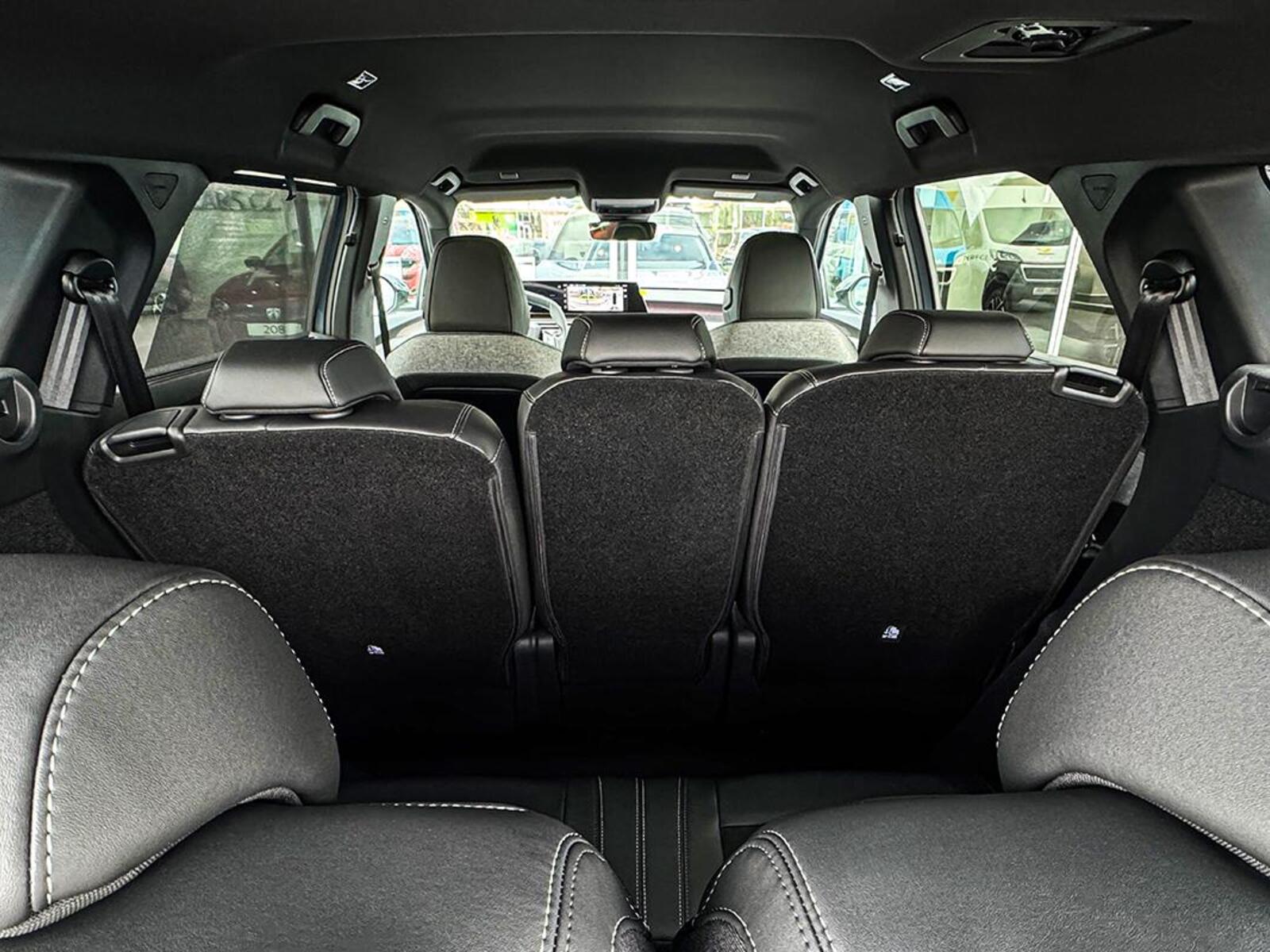 Peugeot 5008 31