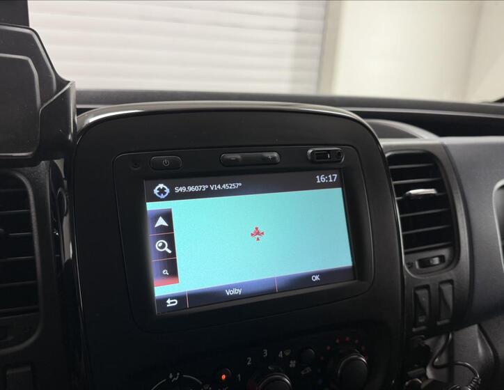Opel Vivaro 21