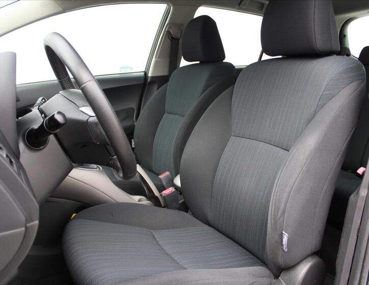 Toyota Auris 10