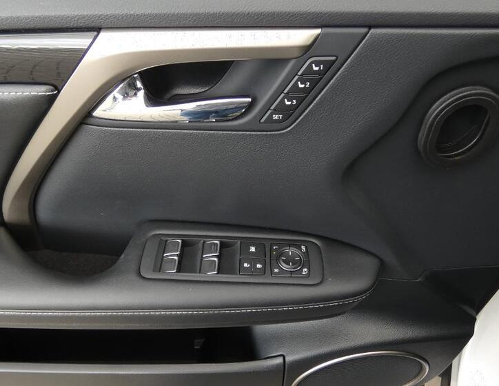 Lexus RX 300 9
