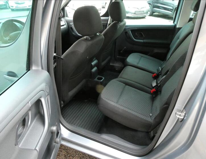 Škoda Roomster 19