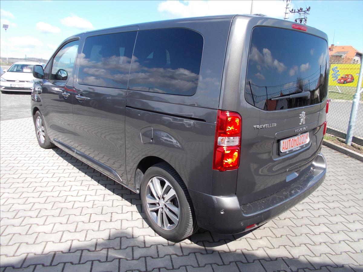 Peugeot Traveller