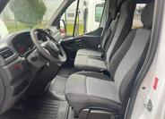 Nissan Interstar 9