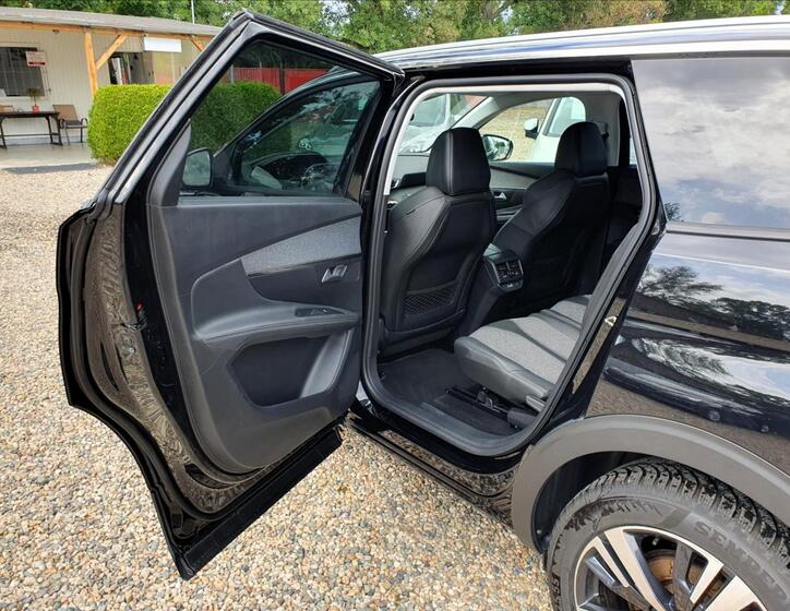 Peugeot 5008 13