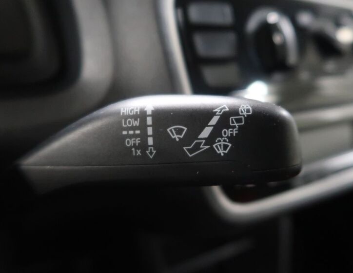 Volkswagen up! 17