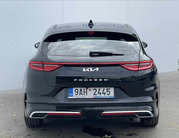 KIA ProCeed 22