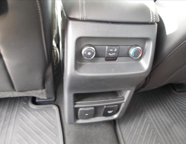 Ford Galaxy 23