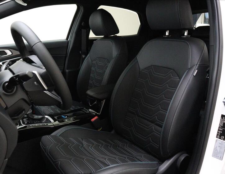 KIA XCeed 14