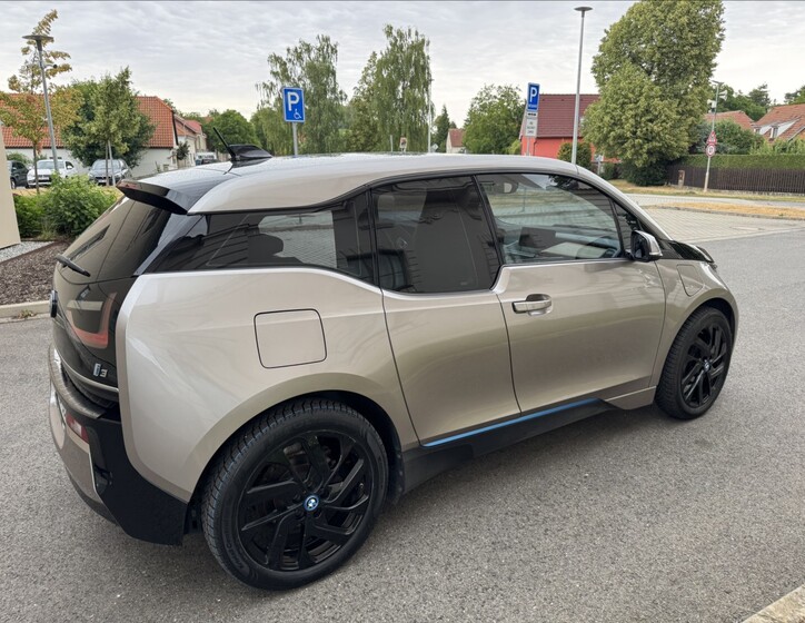 BMW i3 7