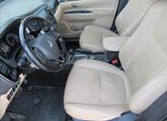 Mitsubishi Outlander 14