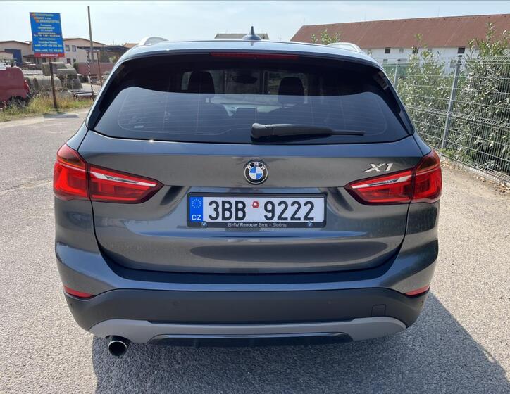 BMW X1 7