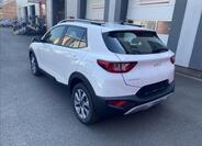 KIA Stonic 6