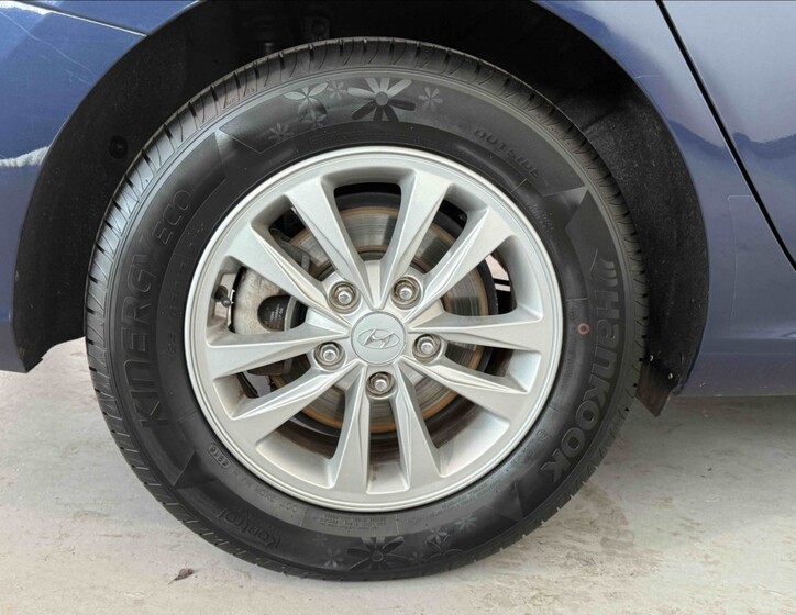 Hyundai i30 18