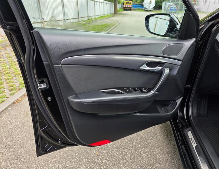 Hyundai i40 21