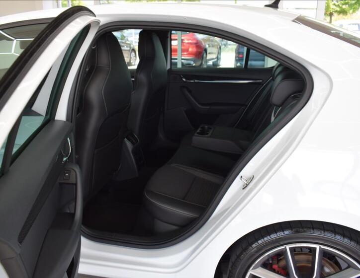 Škoda Octavia 11